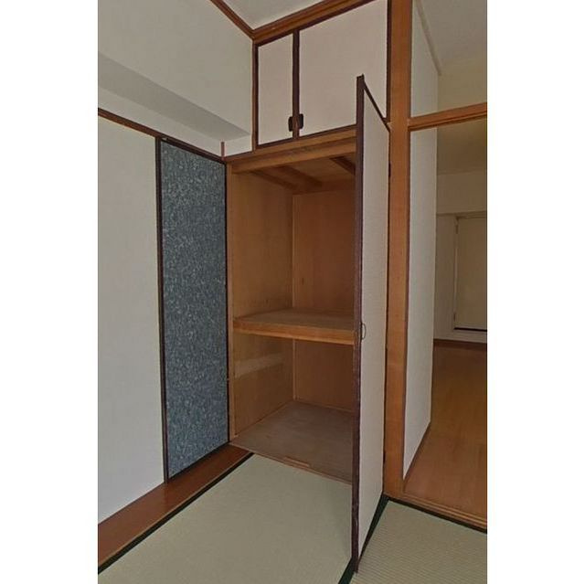 岐阜市県町２丁目の賃貸マンションの収納