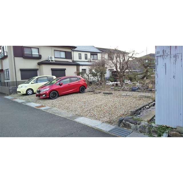 上土居3丁目神谷駐車場の駐車場