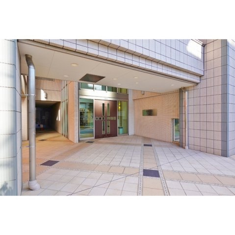 ライオンズ岐阜セントマークス壱番館２０６号室のエントランス|お問い合わせは美濃善不動産駅前店へ！