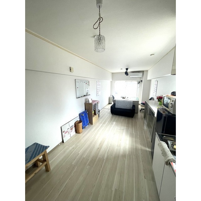 岐阜市県町２丁目の賃貸マンションの居間・リビング