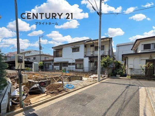 横浜市港南区上大岡西２丁目の新築一戸建の前面道路含む現地写真|陽当りの良さ、住環境を現地にてご確認下さい！
周辺環境も合わせてご案内させて頂きます！