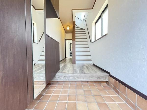 【玄関】 | 門真市南野口町　中古戸建