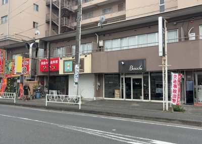 【外観】 | 相模原センターマンション | 土地の形が極端に長細かったり、狭小地、あるいは道路との高低差がある傾斜地だった場合、後々売ろうとしても買い手がつかない場合もあります。後々、売却することになった時に価値の下がらない土地を選びましょう。