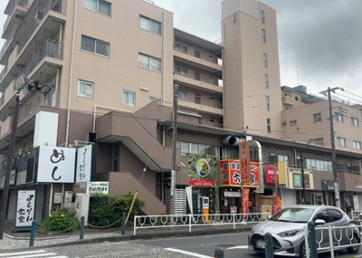 【外観】 | 相模原センターマンション | 家を建てる前提で土地を探している場合、地盤の丈夫さは譲れない条件の一つです。地盤が脆弱だと追加工事が必要となります。また、過去に地盤沈下や液状化現象を起こした土地は、できるだけ避けた方がいいでしょう。