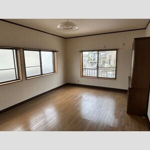小牧市篠岡戸建の居間・リビング