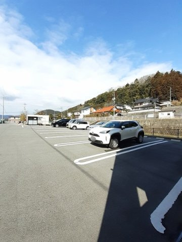 エスパス　ド　コンフォー　Ａの駐車場|駐車場完備です