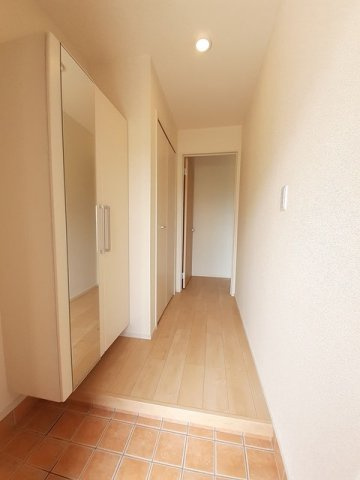 エスパス　ド　コンフォー　Ａの玄関|ゆったりとした玄関です