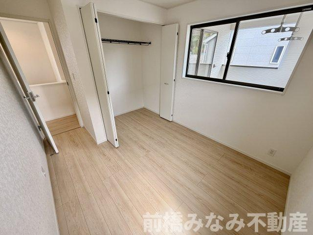 【新築】高崎市吉井町吉井川第3　４号棟(全５棟)　クレイドルガーデン　新築建売分譲の洋室|きれいな洋室です