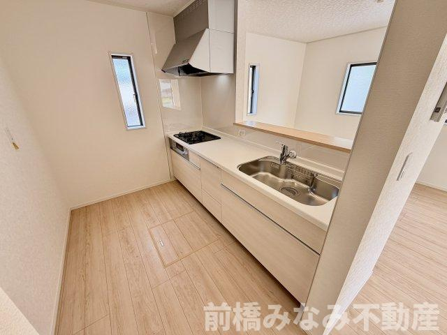 【新築】高崎市吉井町吉井川第3　４号棟(全５棟)　クレイドルガーデン　新築建売分譲のキッチン|キッチンでお料理をお楽しみください