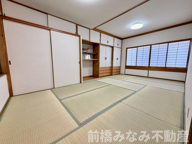 【中古】前橋市下細井町　５DKの和室|和室がひろがる居住スペース