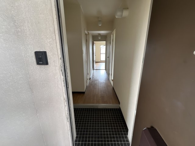 姫路市北条梅原町の賃貸マンションの玄関