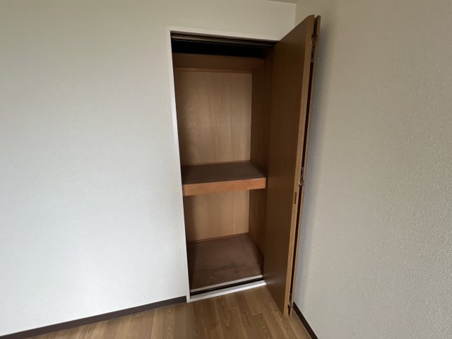 姫路市北条梅原町の賃貸マンションの収納