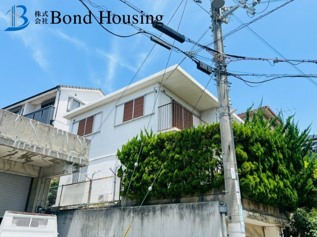 4LDKの使いやすい間取り　朝霧山手町　中古戸建の外観|おしゃれな外観です