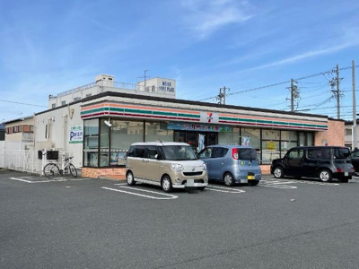 【周辺】 | ラ・カサミア | セブンイレブン豊橋東森岡1丁目店まで742ｍ