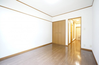 【寝室】 | αNEXTおゆみ野第3弐番館 | ※同物件、同タイプの写真になります（写真は中部屋です）。