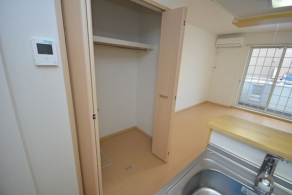【収納】 | ちょっとした収納スペースも充実しています