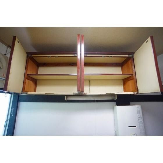 逗子市山の根２丁目のアパートの収納