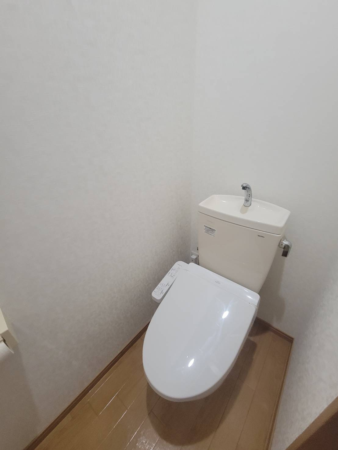 白井平屋のトイレ