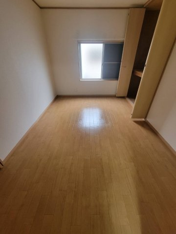 白井平屋の洋室