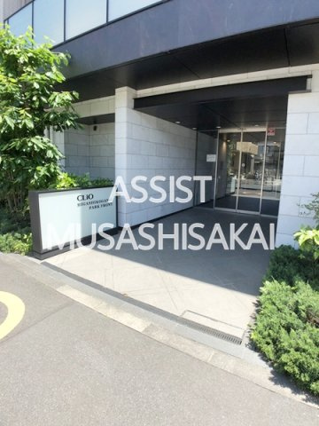 クリオ東小金井パークフロントのエントランス