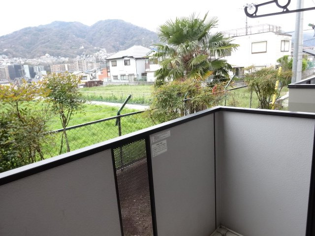 グリーンコート宝塚のバルコニー