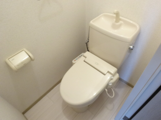 グリーンコート宝塚のトイレ