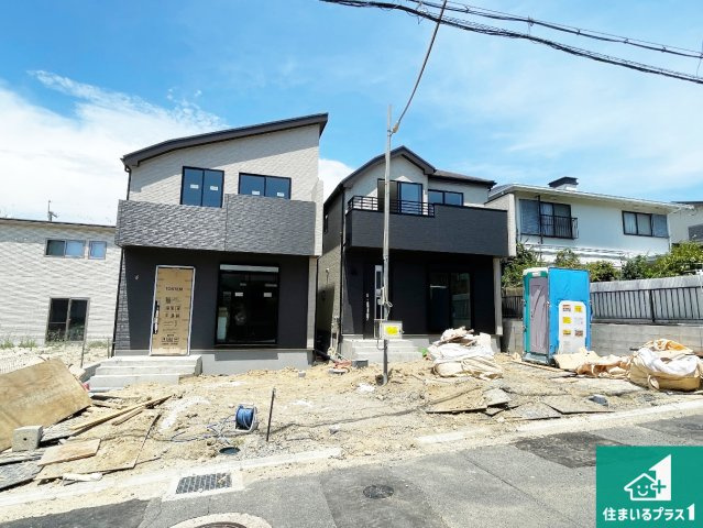 枚方市長尾東町　新築一戸建ての外観|安心の10年保証！外観を美しく保ち、雨水で汚れを落とします！気になることがありましたら、お気軽にお問い合わせください！