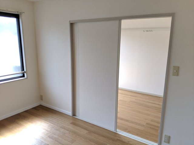 アビタシオン松江Bの居間・リビング
