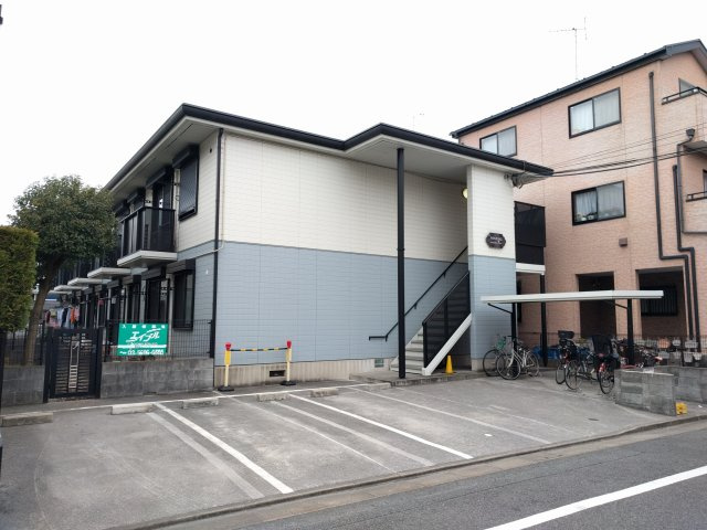 アビタシオン松江Bの駐車場
