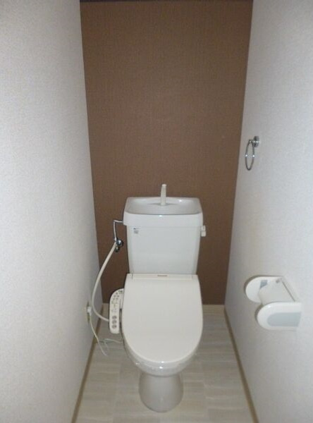 レージュ徳重のトイレ