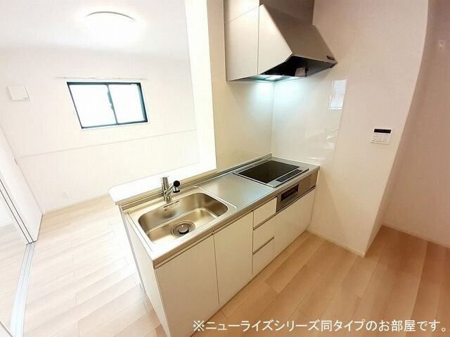 【キッチン】 | ソレイユ元町Ⅳ | お料理しやすいキッチンです