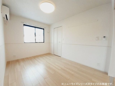 【内装】 | フィールズイーストＢ | 明るい室内です