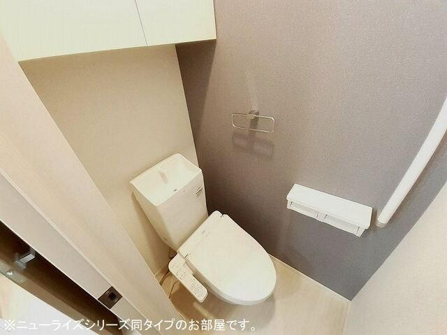 【トイレ】 | フィールズイーストＢ | コンパクトで使いやすいトイレです