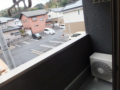 【バルコニー】 | ソレイユ本城 | バルコニーからの眺めを楽しみながら食事をしませんか