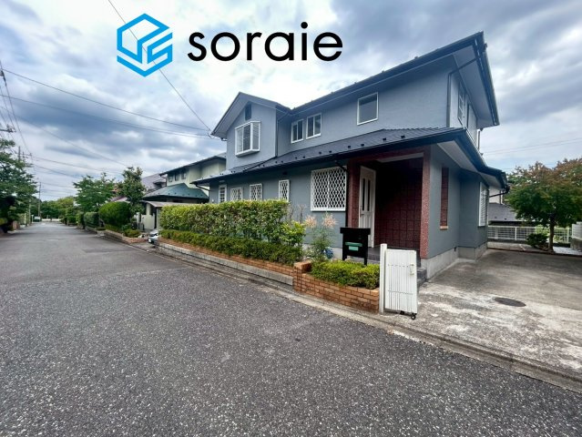 飯能市永田台1丁目　中古戸建の前面道路含む現地写真