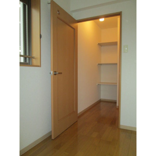 クレインアヴェニューの収納|※別部屋同間取りのお写真となります。参考にご覧くださいませ。