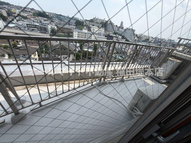 川崎市麻生区高石１丁目の賃貸マンションのバルコニー