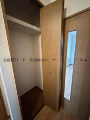 シャンポールの収納