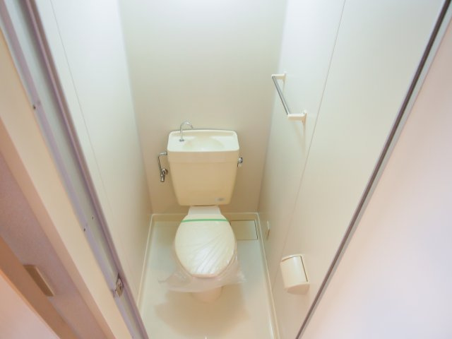 サンシャ2のトイレ