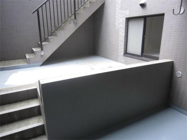 川崎市多摩区栗谷１丁目の賃貸マンションのバルコニー