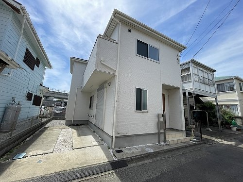 【外観】 | 【仲介手数料０円】海老名市門沢橋3丁目　中古一戸建て | 海老名市門沢橋3丁目　中古一戸建て