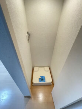 【設備】 | アイコート高円寺北 | 室内洗濯機置場。
