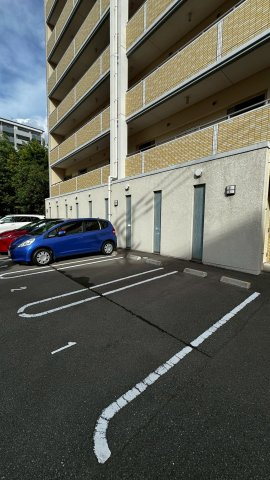 RJRプレシア博多楽水園の駐車場