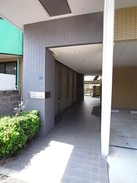 ルミエール兵庫の外観