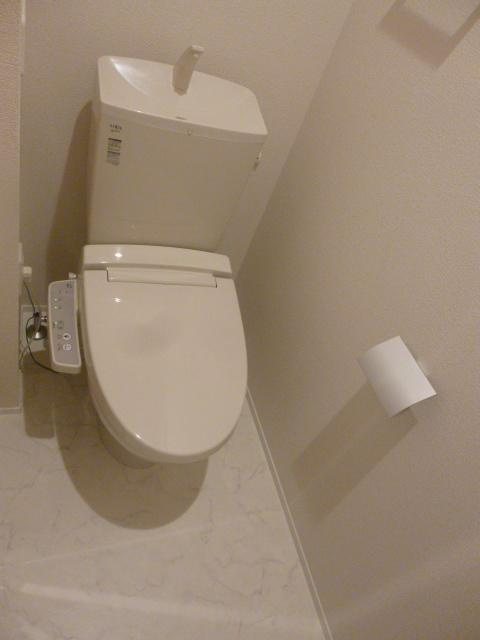 ラシーネ上用賀のトイレ