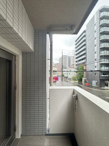 ファーストフィオーレ新町ファジスタのバルコニー