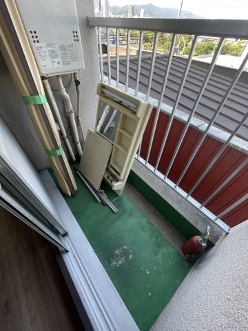 東尻池グリーンハイツのバルコニー