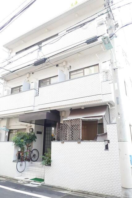フラッツ松尾のエントランス