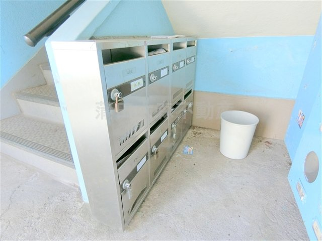 本羽田住宅のその他共用部分|メールボックス