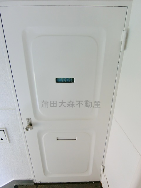 本羽田住宅の玄関